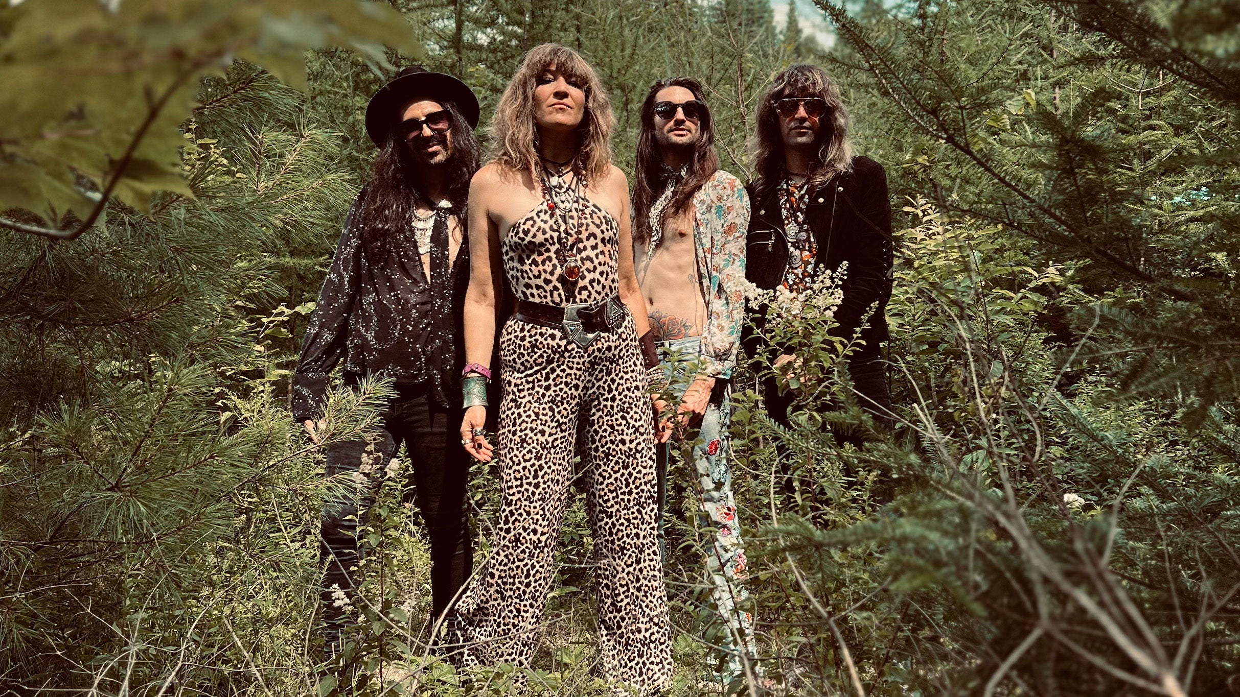 The Damn Truth at Le Club DIX30 – Brossard, Canada