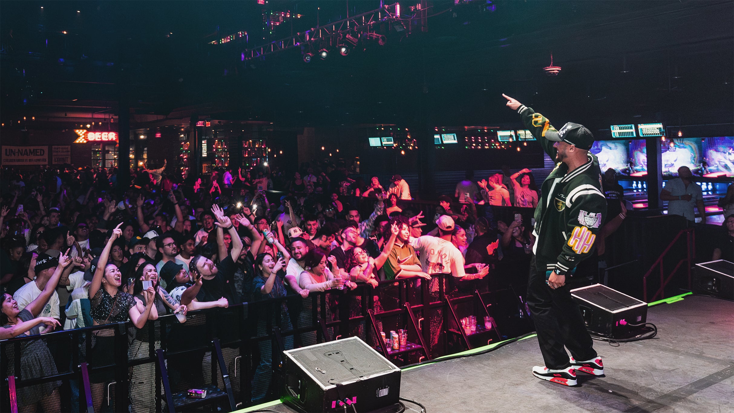 Cozy Worldwide: Throwback and Current R&B / Hip Hop Party – 21+ at House of Blues Chicago – Chicago, IL