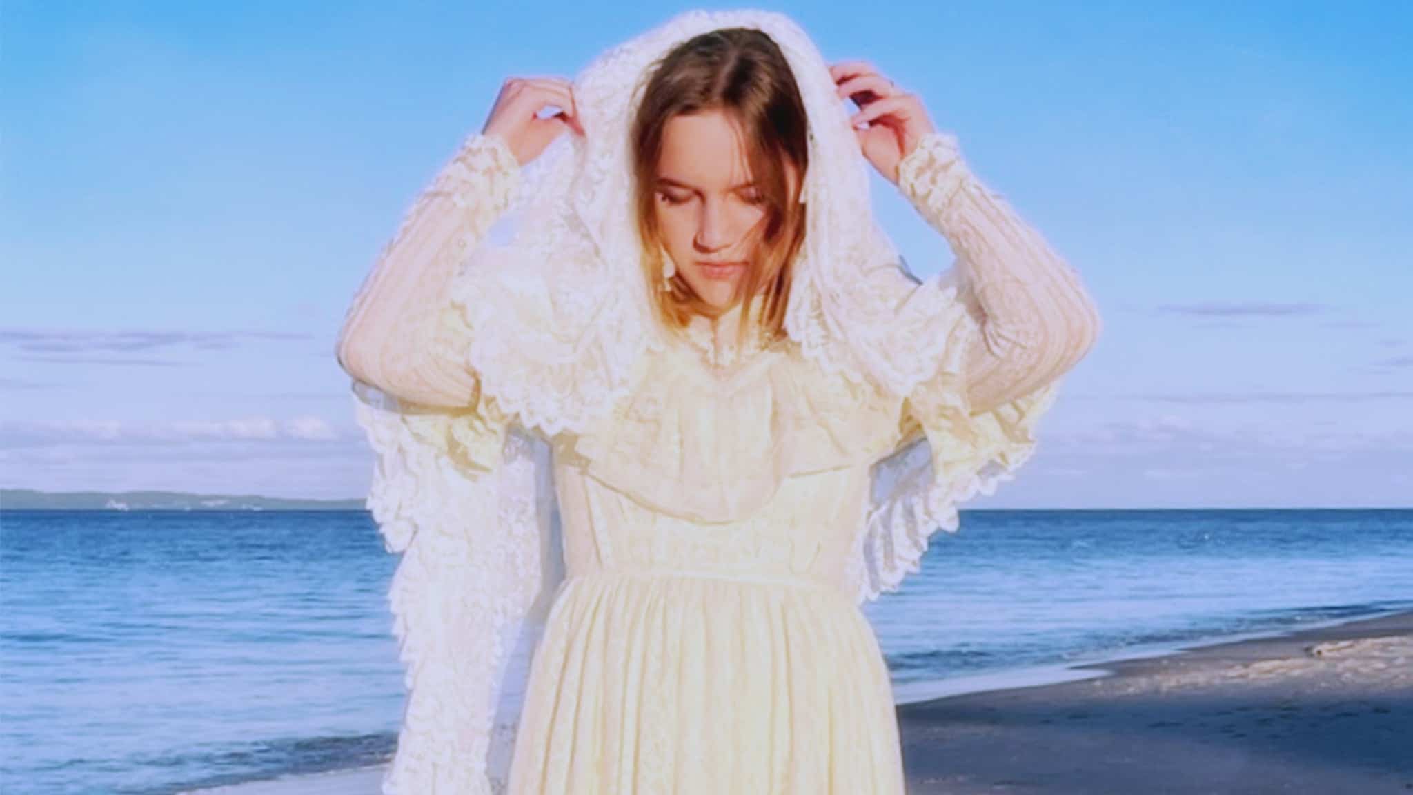 Amélie Farren at Mercury Lounge – New York, NY