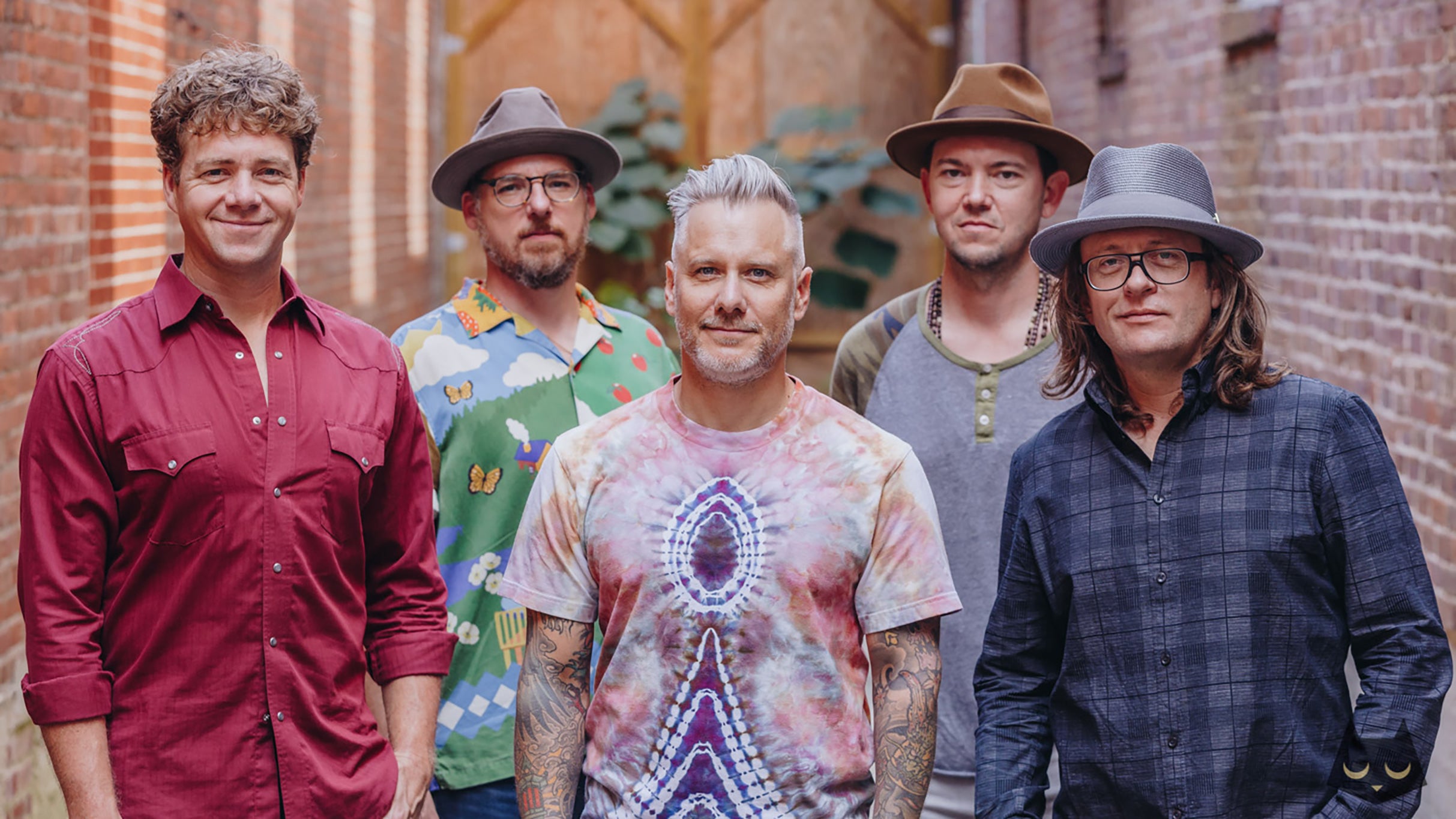 The Infamous Stringdusters at The Lincoln Theatre – Raleigh – Raleigh, NC