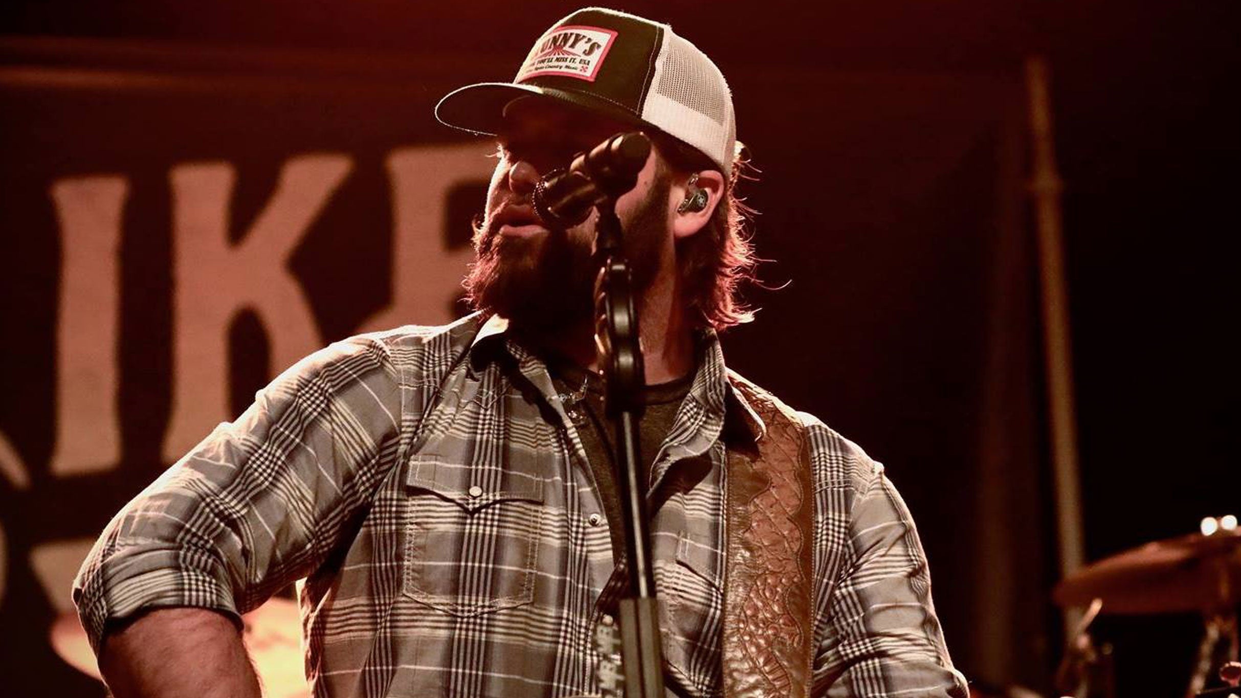 Mike Ryan at The Old Coupland Inn & Dancehall – Coupland, TX