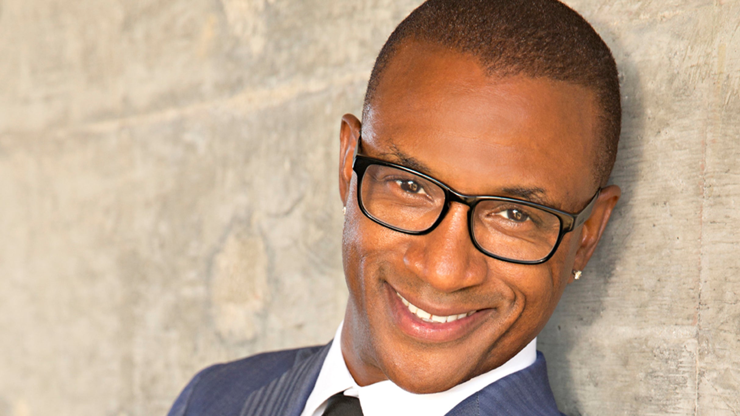 Tommy Davidson at Nate Jackson’s Super Funny Comedy Club – Tacoma, WA