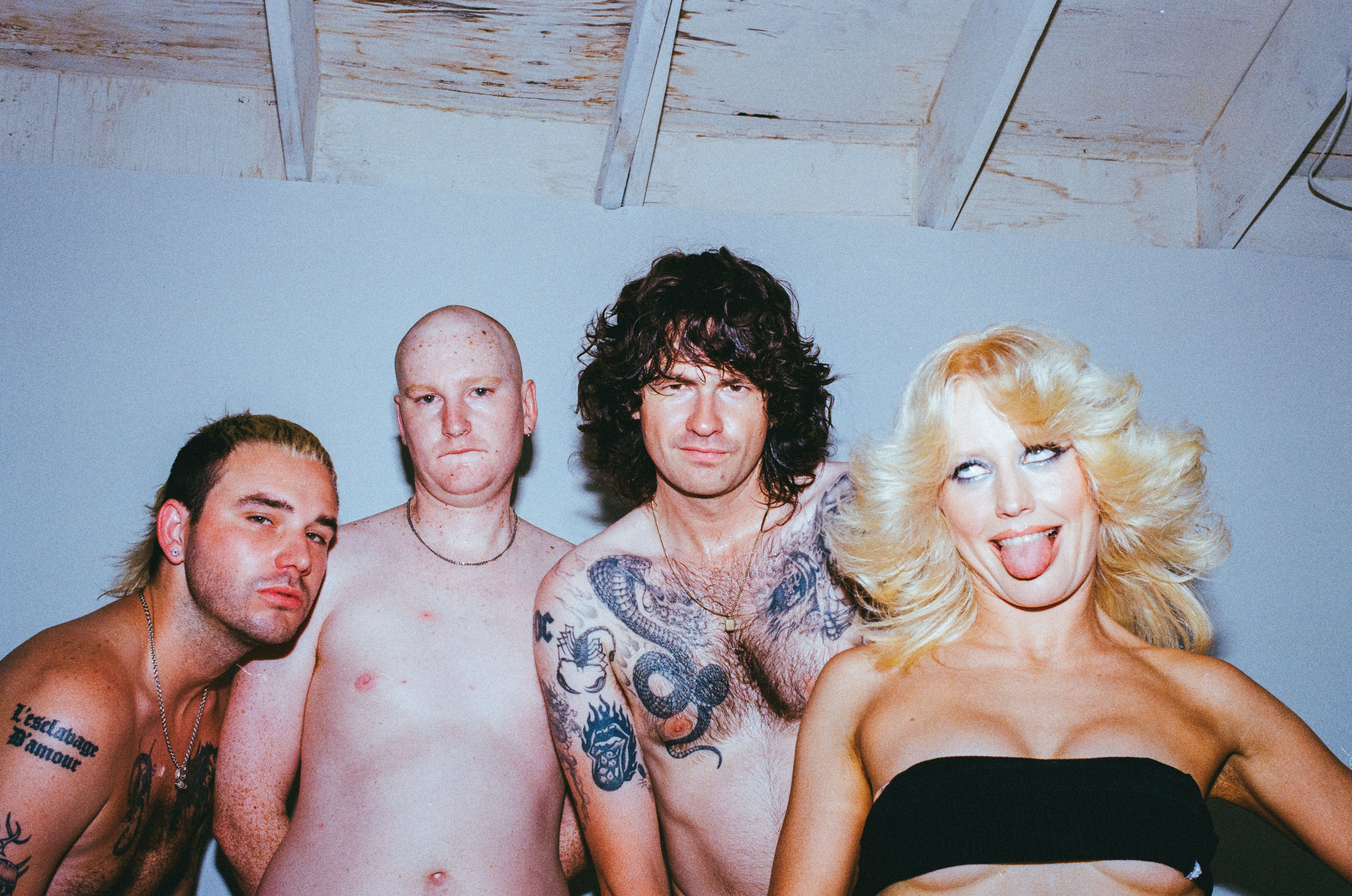 Amyl and The Sniffers at Highmark Skyline Stage at The Mann Center For The Performing Arts – Philadelphia, PA