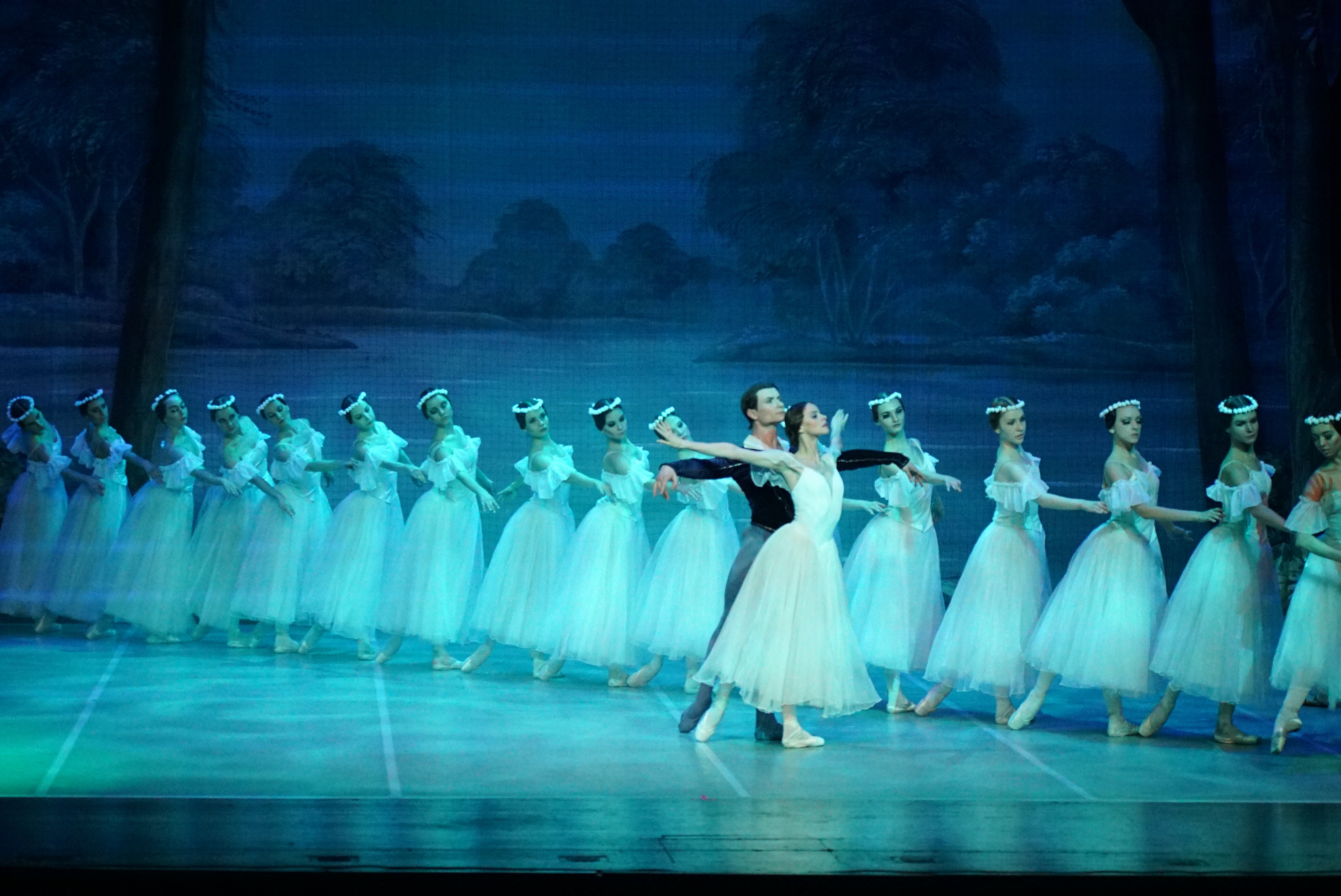 Houston Ballet: Giselle at Brown Theater at Wortham Center – Houston, TX