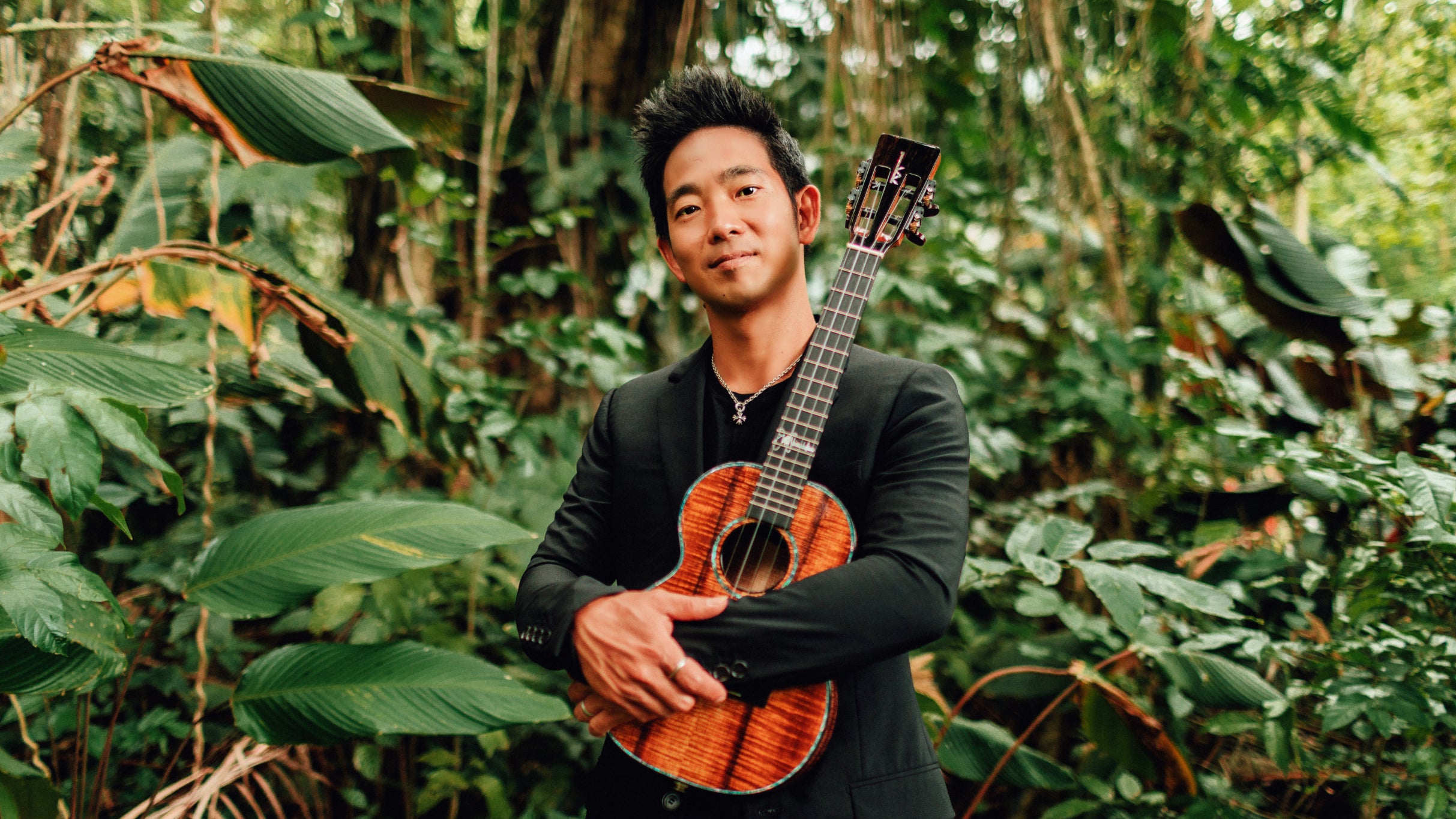 Jake Shimabukuro at The Guild Theatre – Menlo Park – Menlo Park, CA