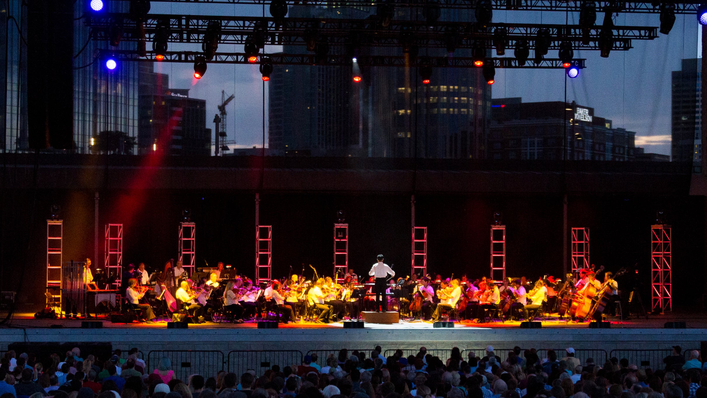 Nashville Symphony: Enrico Lopez-Yanez – Dolly Parton’s Threads – My Songs in Symphony at Schermerhorn Symphony Center – Nashville, TN
