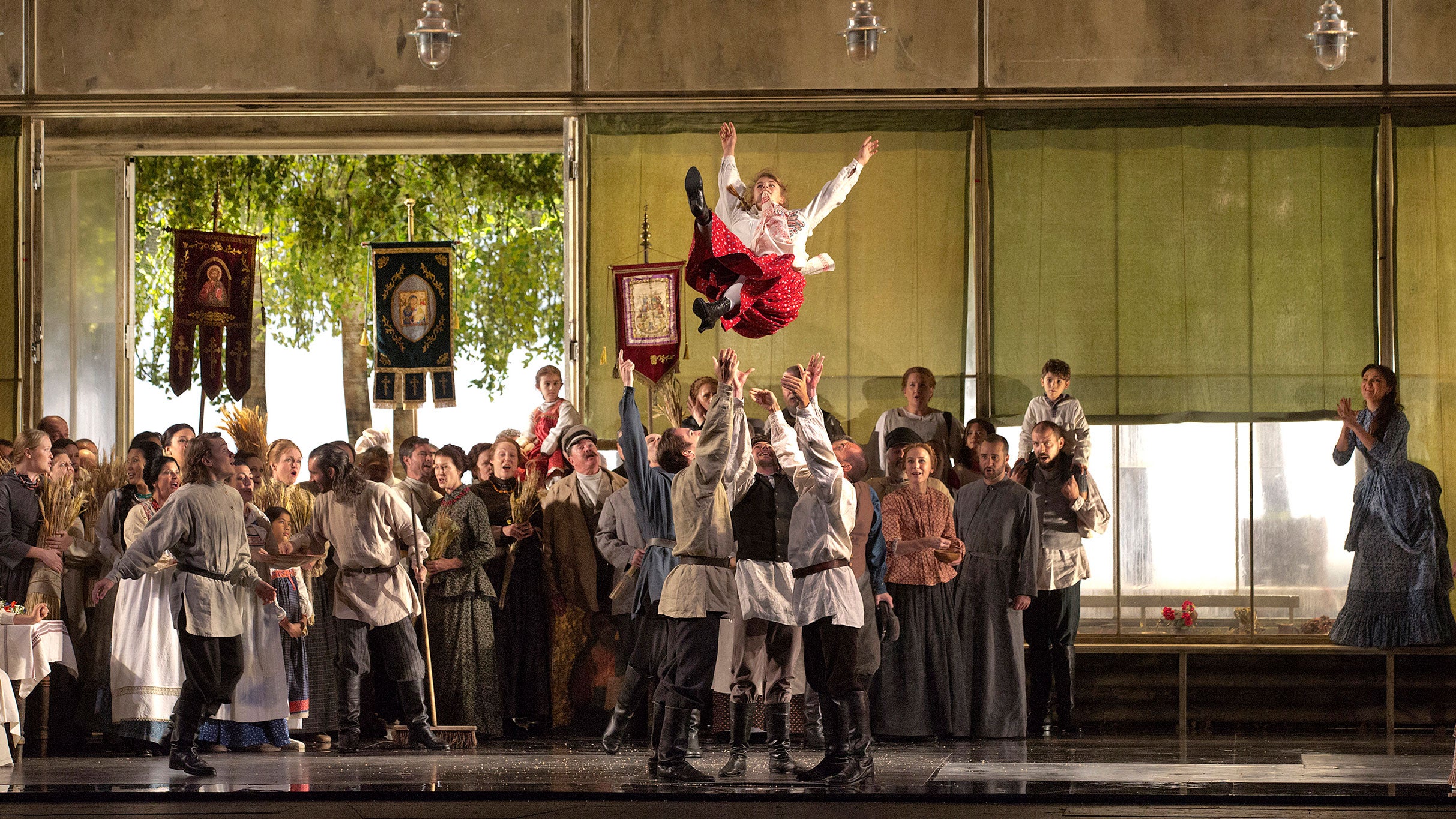 Santa Fe Opera: Eugene Onegin at Santa Fe Opera Theatre – Santa Fe, NM