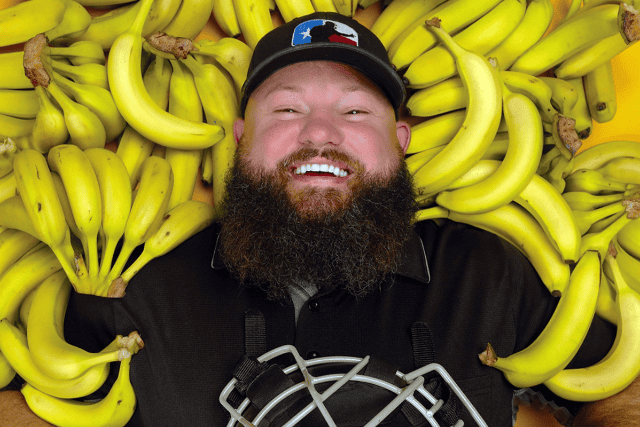 UMPIRE UNMASKED! A Comedy Show with Vincent Chapman at Chicago Improv – Schaumburg, IL
