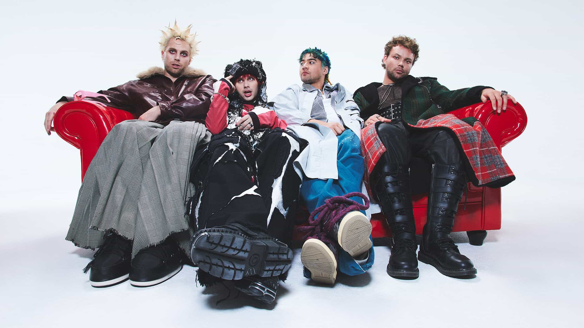 5 Seconds of Summer: EVERYONE’S A STAR! World Tour at Pine Knob Music Theatre – Clarkston, MI