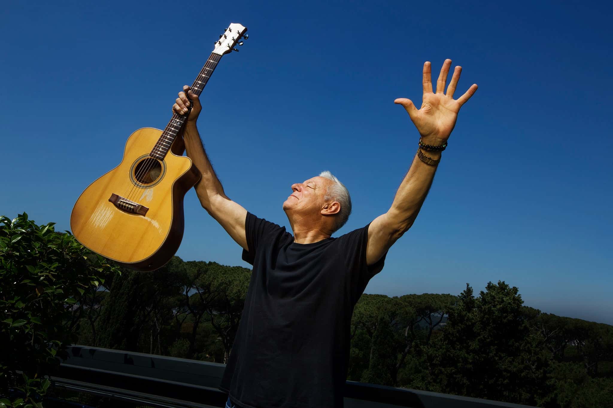 Tommy Emmanuel CGP – Living In The Light Tour at Tennessee Theatre – Knoxville, TN
