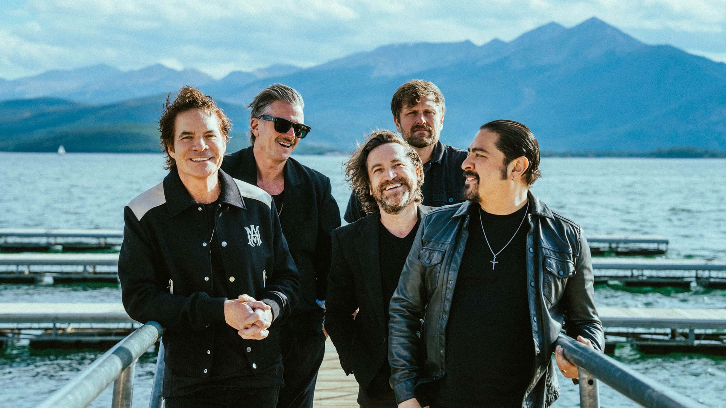 TRAIN – Drops of Jupiter: 25 Years in the Atmosphere at Shoreline Amphitheatre – Mountain View, CA