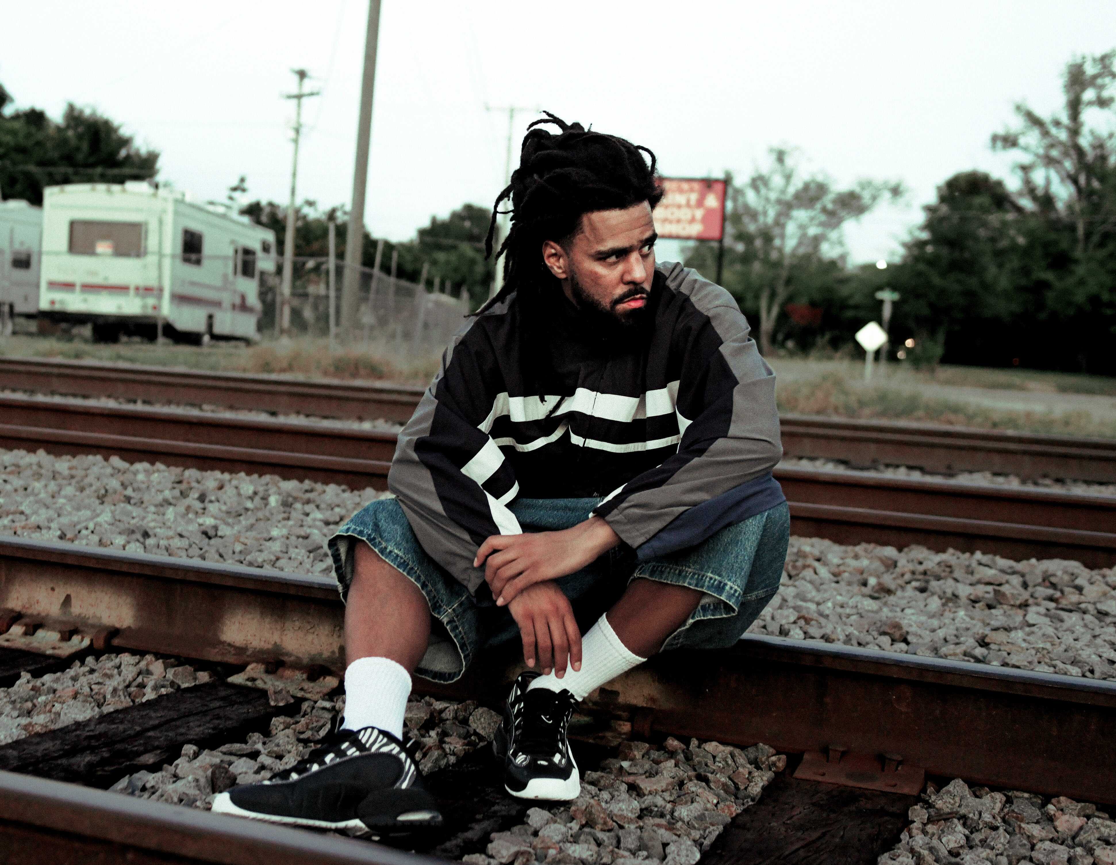 J. Cole – VIP Lounge Upgrade at Toyota Center – Houston, TX