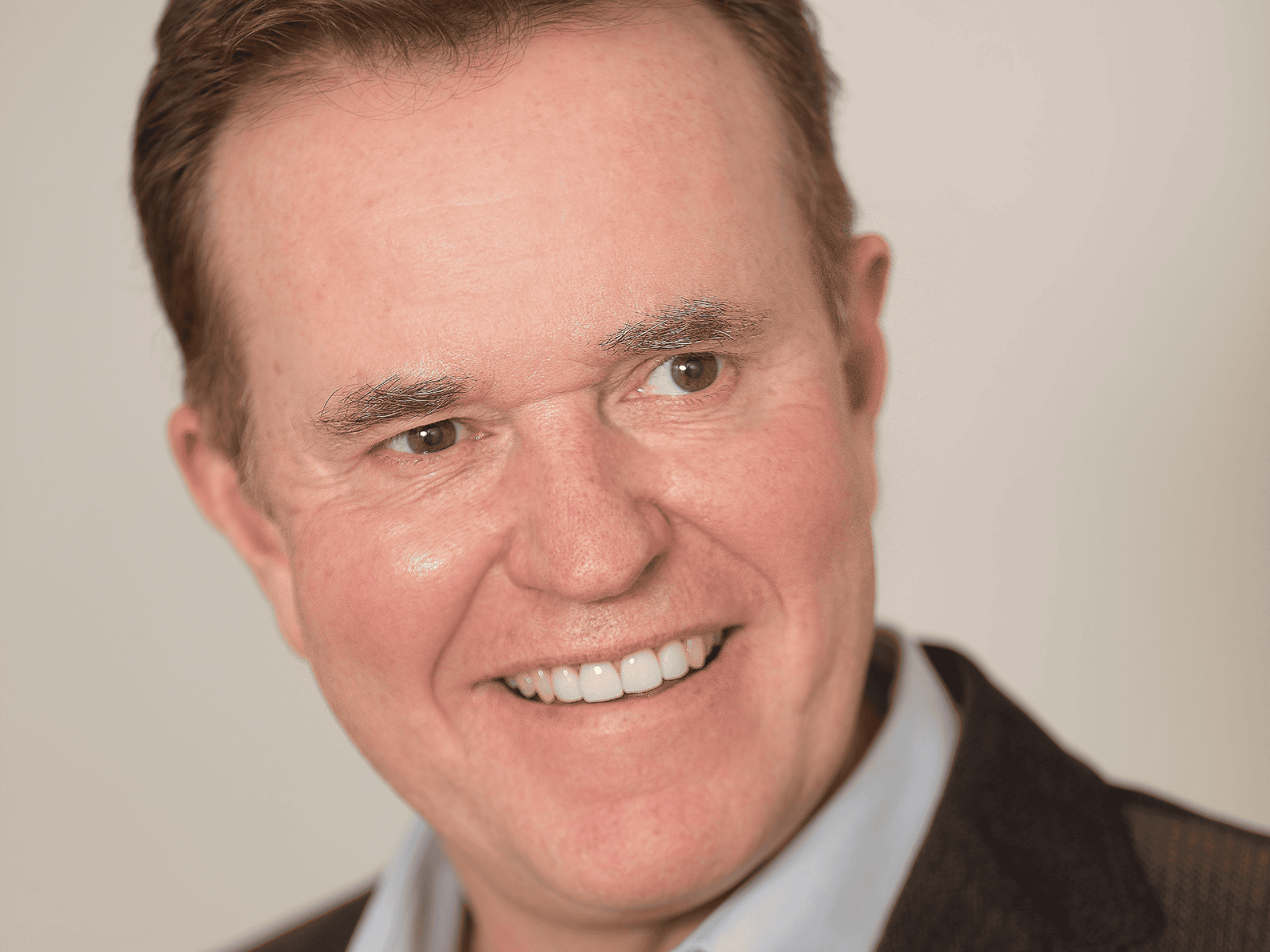 Laugh QC-Thursday Night Comedy Series starring Steve Hytner at Adler Theatre – Davenport, IA