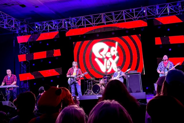 Red Vox ft. special guests Super Guitar Bros. presented by Thalia Hall and Kickstand Productions at Thalia Hall – Chicago, IL