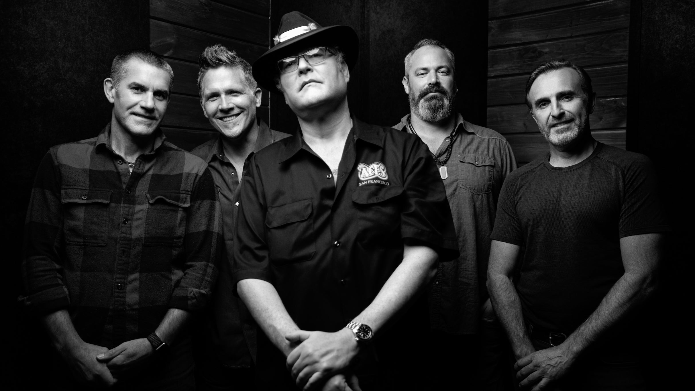 Blues Traveler w/ Gin Blossoms at Turtle Creek Stadium – Traverse City, MI